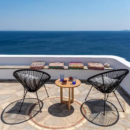 La Chapelle Ouest Guest In Tinos *