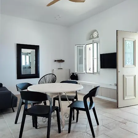 Βίλα La Chapelle Ouest Guest In Tinos