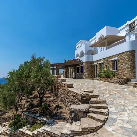 La Chapelle Ouest Guest In Tinos *